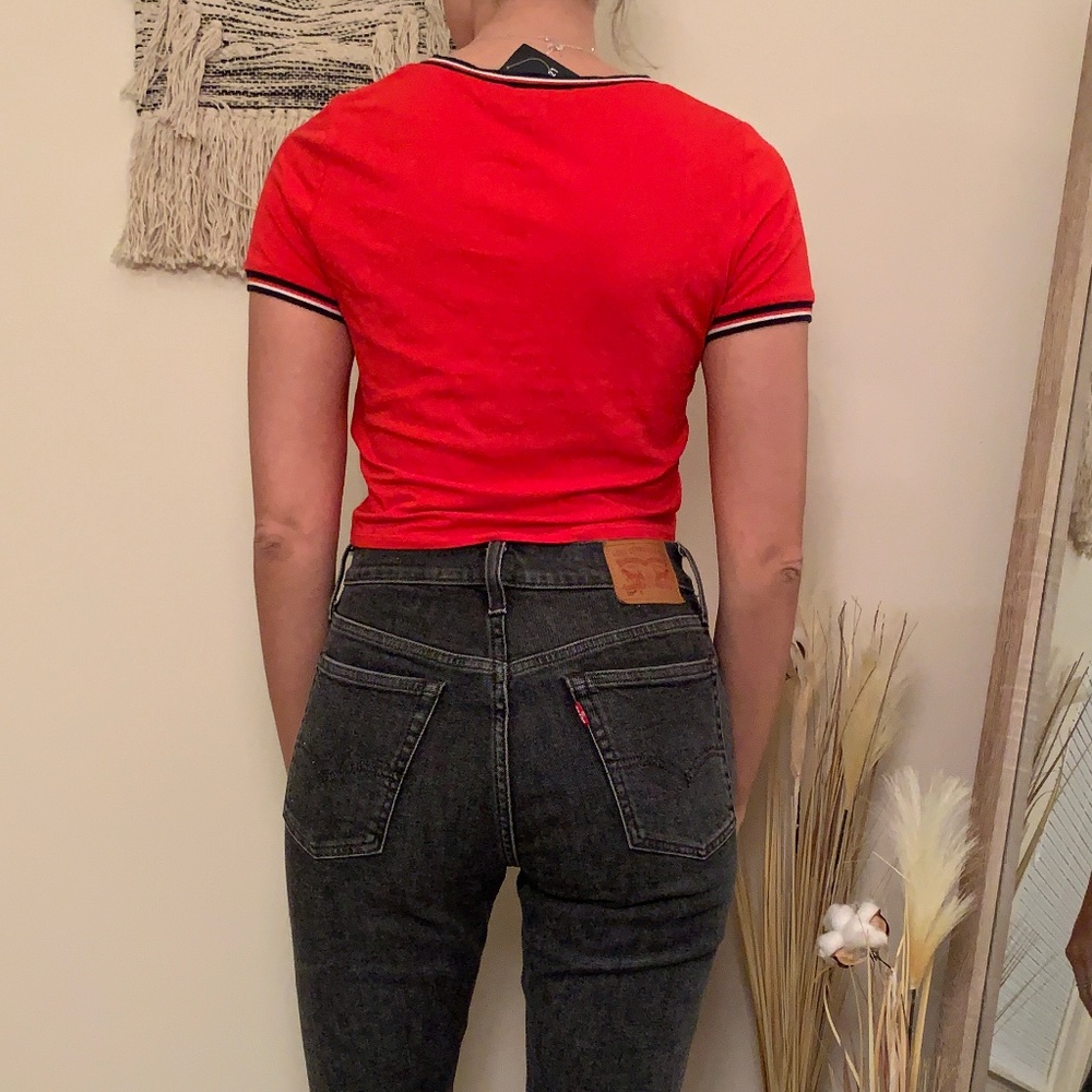 NWT Forever 21 Red Crop T Shirt - S - Picture 2 of 4